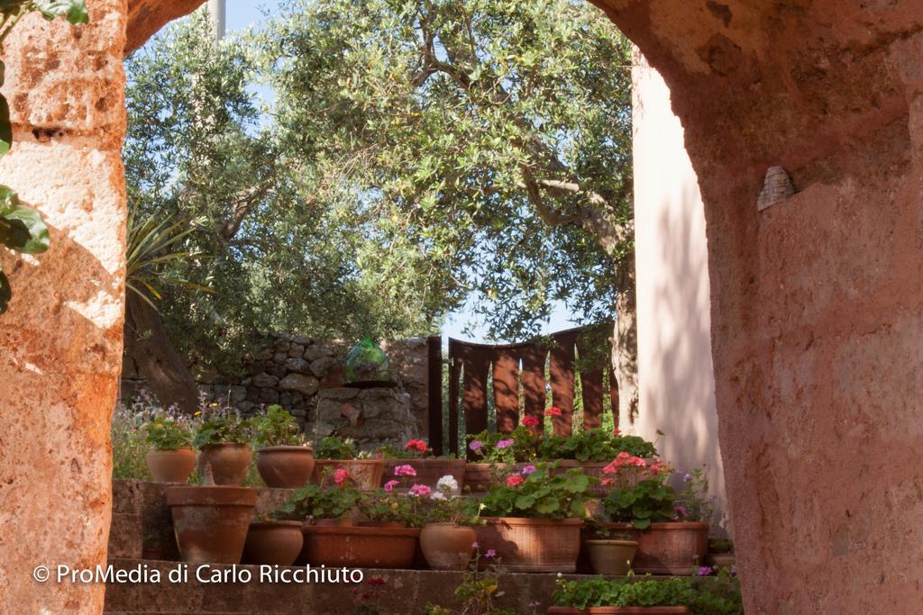 Masseria Moresano Panzió Ugento Kültér fotó